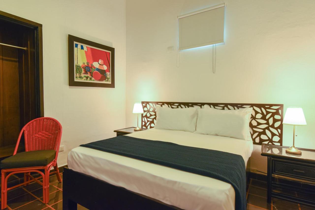 Ph 19 Guesthouse Hotel In Gazcue Santo Domingo Esterno foto