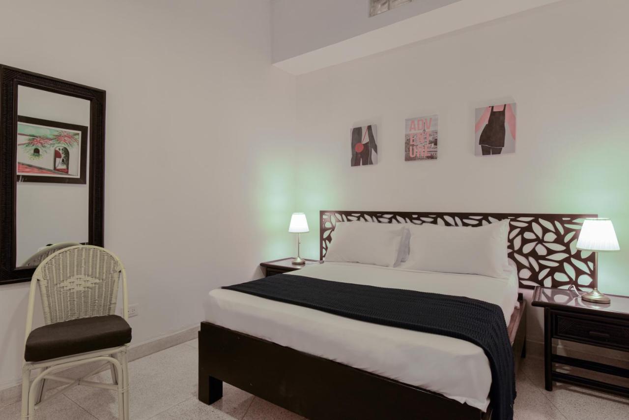 Ph 19 Guesthouse Hotel In Gazcue Santo Domingo Camera foto