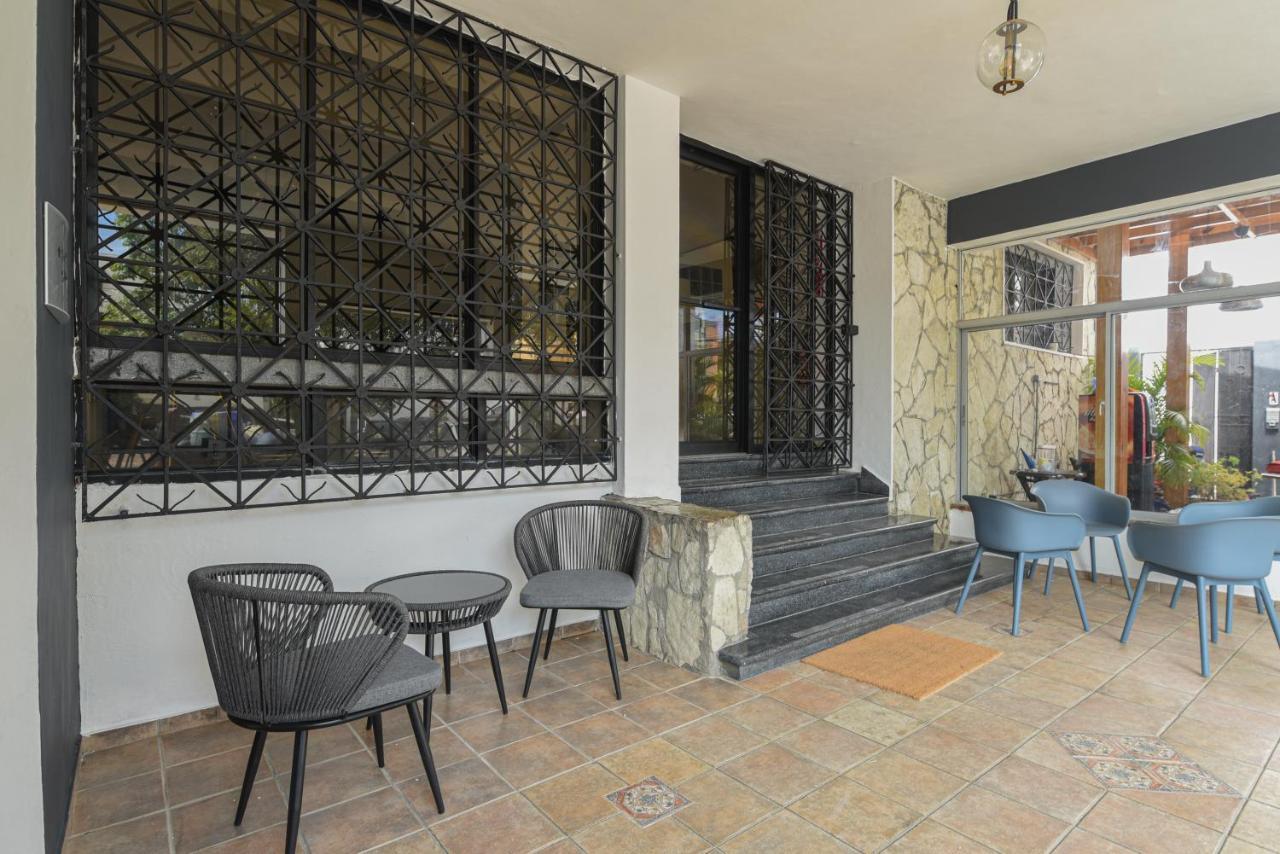 Ph 19 Guesthouse Hotel In Gazcue Santo Domingo Esterno foto