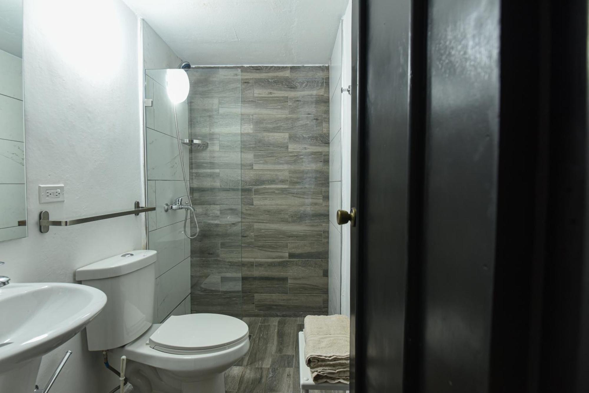 Ph 19 Guesthouse Hotel In Gazcue Santo Domingo Camera foto